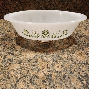 Glasbake Green Daisy Casserole Dish J255